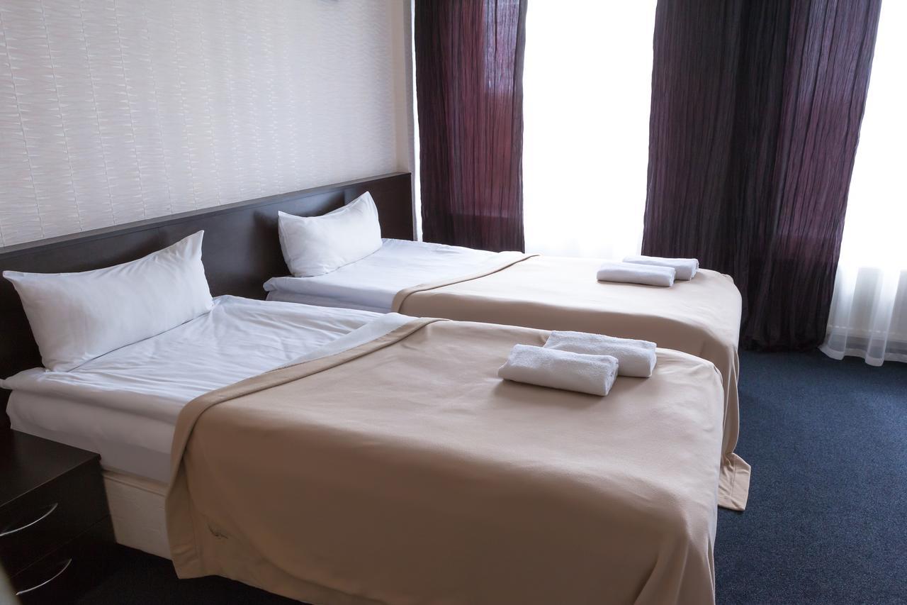 Hotel Palma Mazeikiai Bagian luar foto